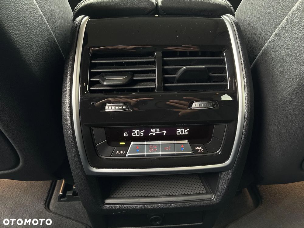 BMW X5 xDrive40d mHEV sport - 35