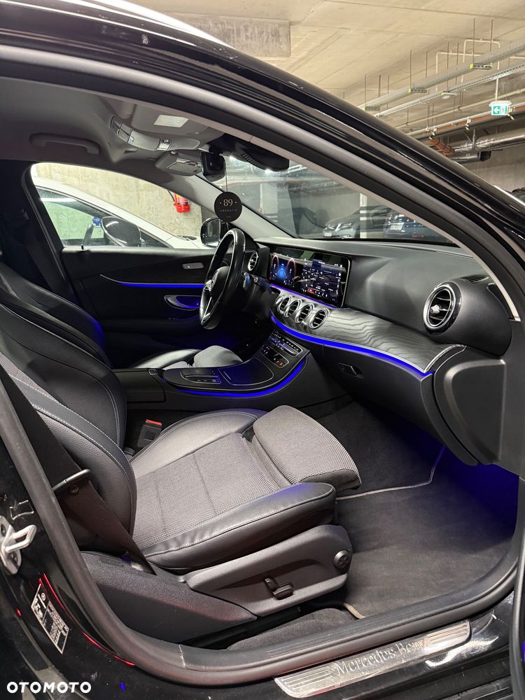 Mercedes-Benz Klasa E 220 d Avantgarde - 10