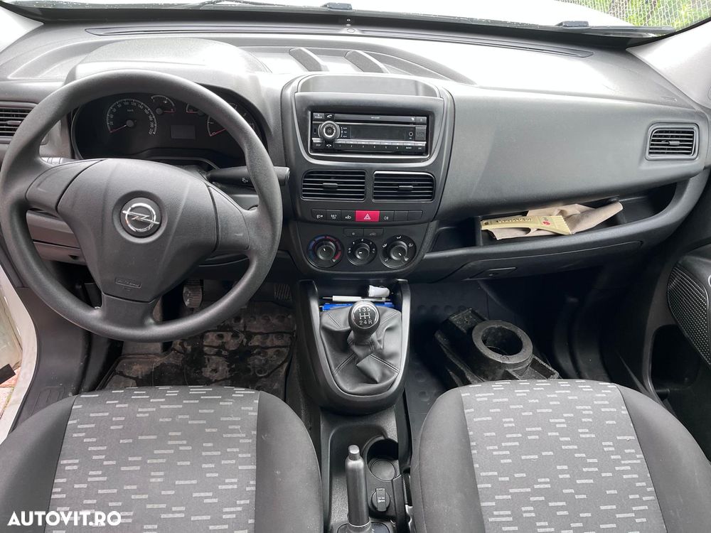 Opel Combo - 8