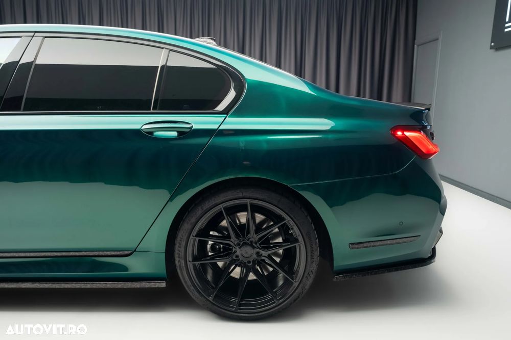 BMW Seria 7 750i xDrive - 9