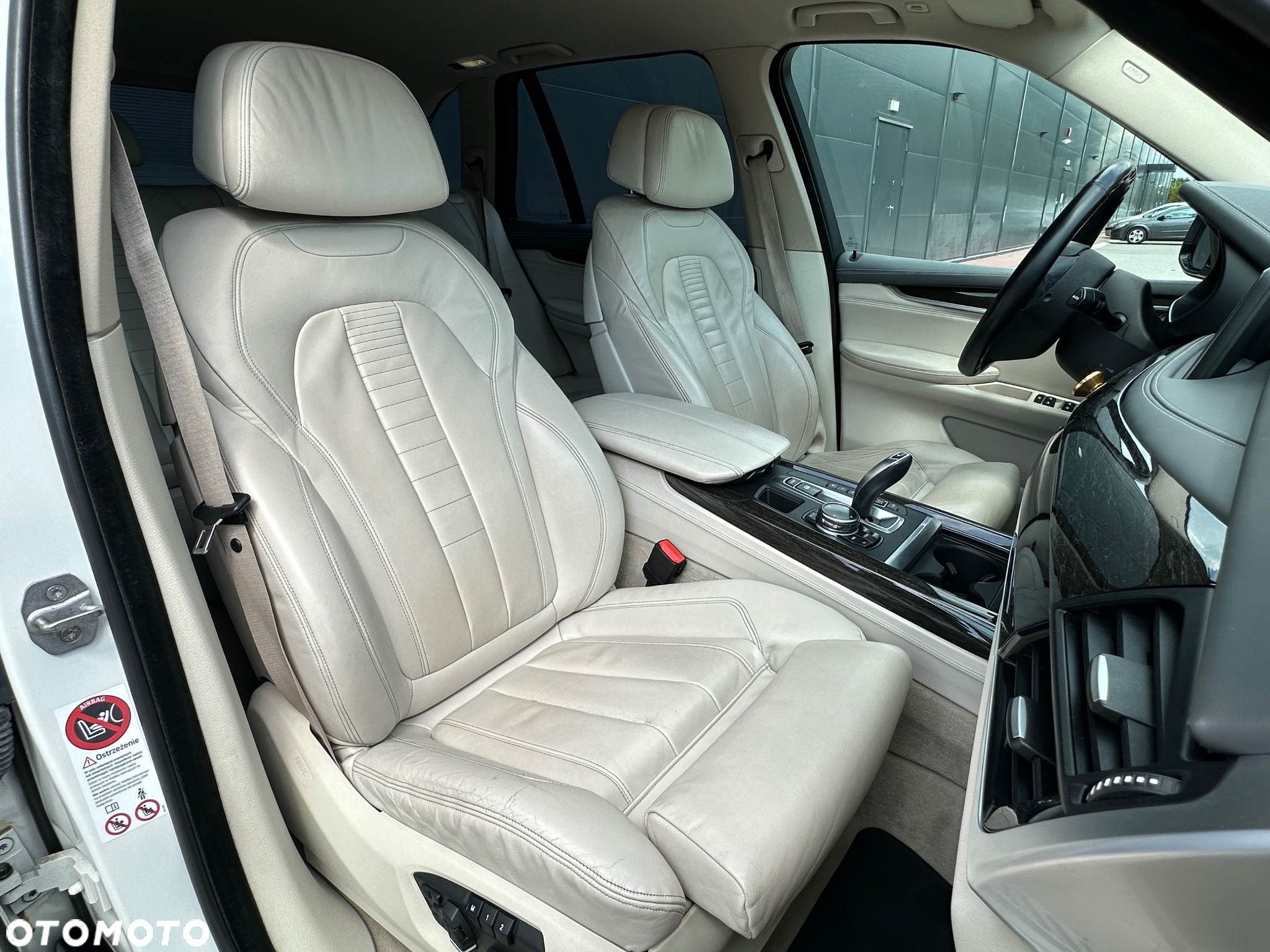BMW X5 xDrive35i - 18