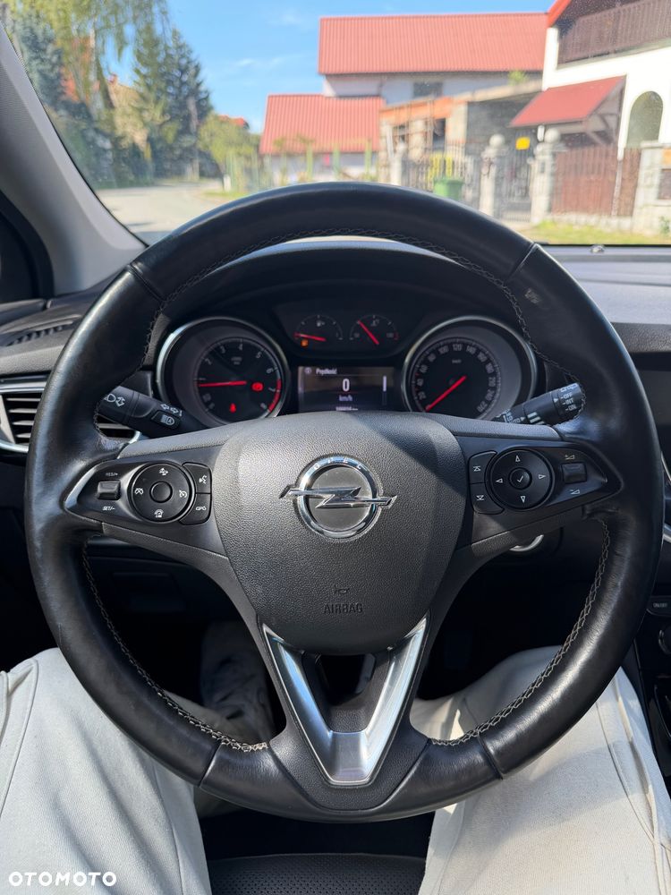 Opel Astra 1.4 Turbo Innovation - 13