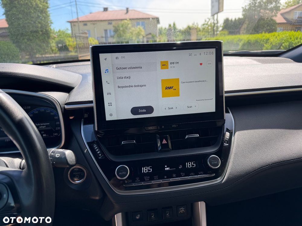 Toyota Corolla Cross 2.0 Hybrid Style AWD - 18