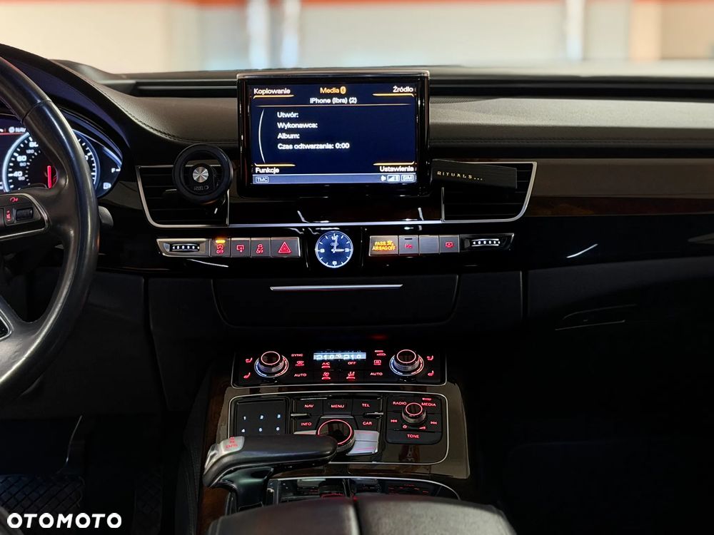 Audi A8 - 16