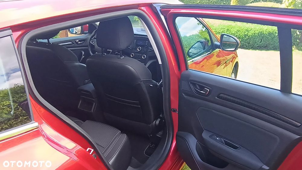 Renault Megane 1.2 Energy TCe Life - 13