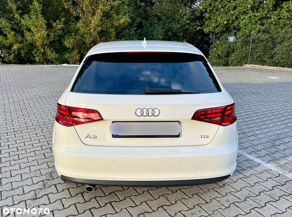 Audi A3 Sportback - 15