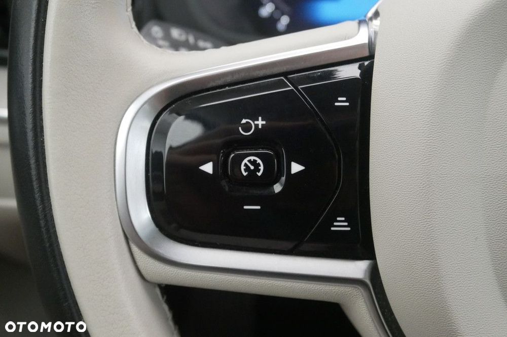 Volvo XC 60 - 28