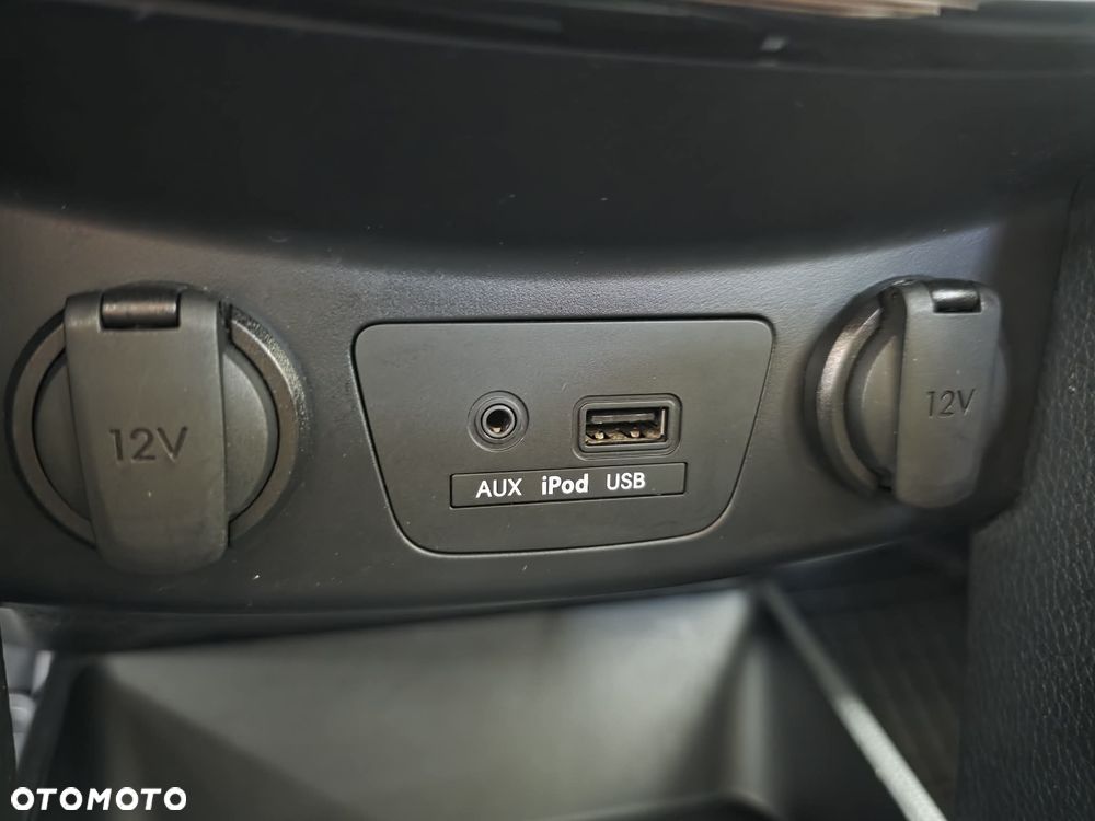 Hyundai i30 1.4 Fifa World Cup Edition - 30