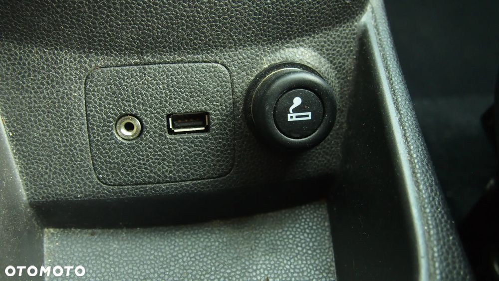 Ford Fiesta - 18