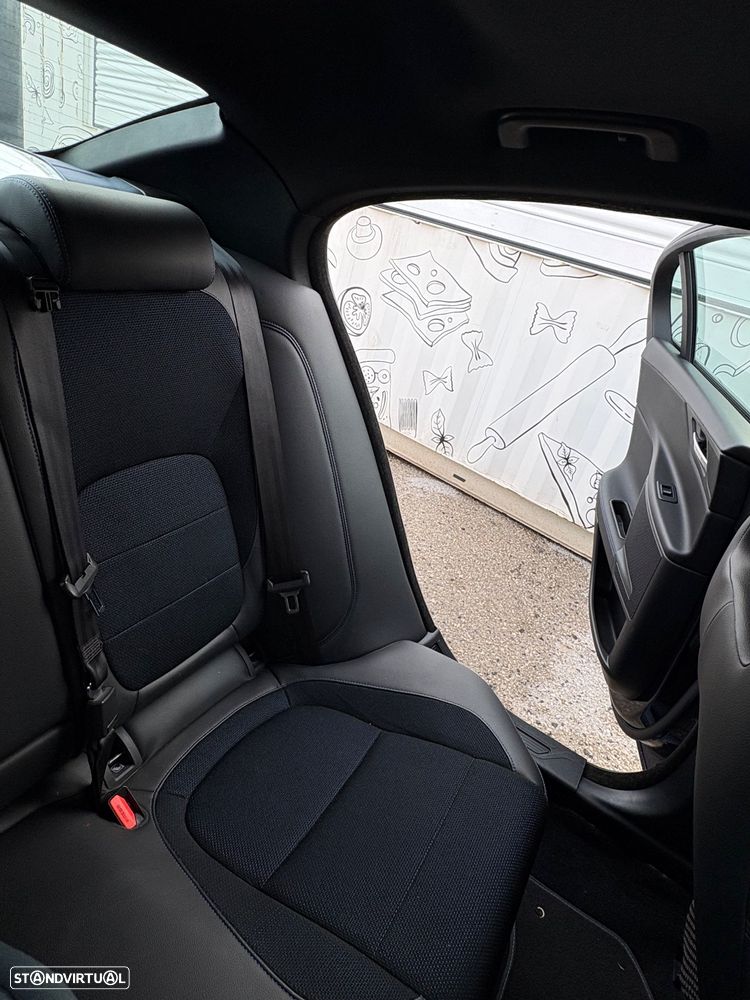 Jaguar XE E-Performance Aut. R-Sport - 8