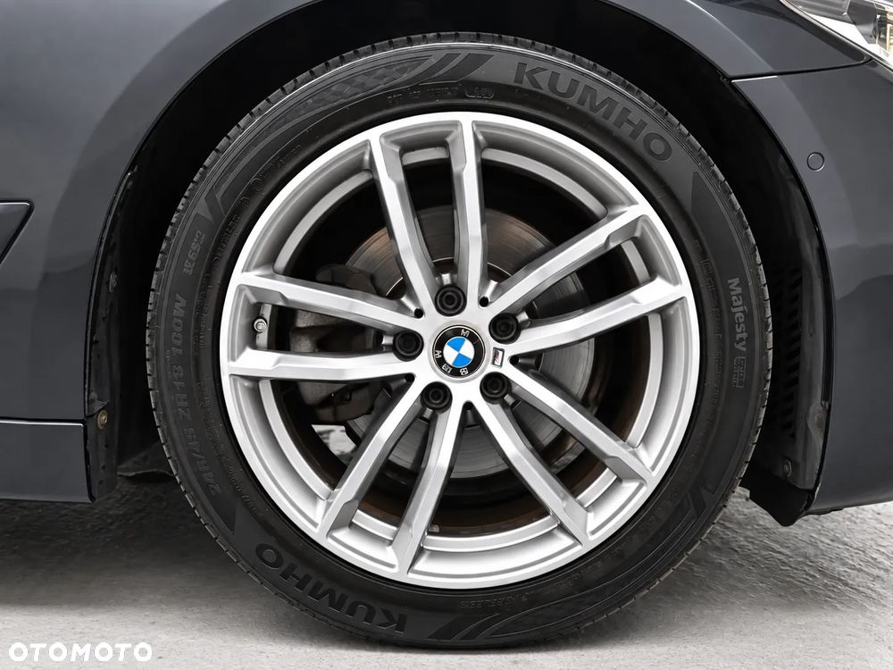 BMW Seria 5 520d M Sport Edition - 16
