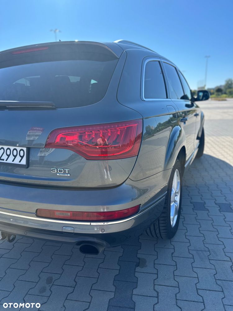 Audi Q7 - 10