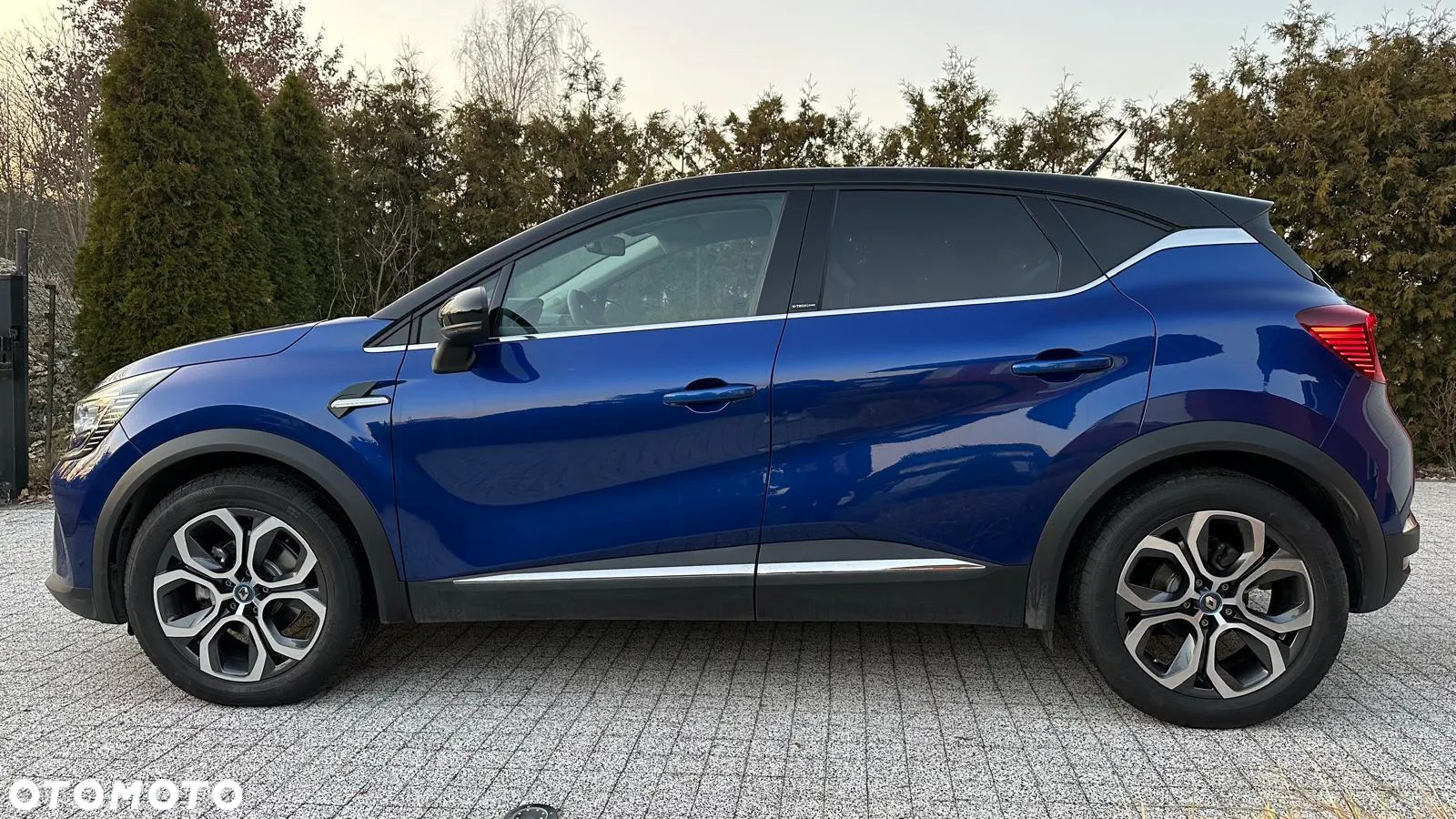 Renault Captur 1.6 E-TECH Full Hybrid 145 Techno - 9
