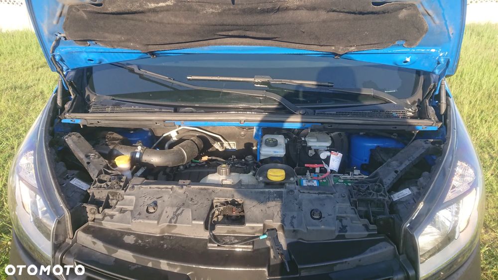 Renault Trafic - 11