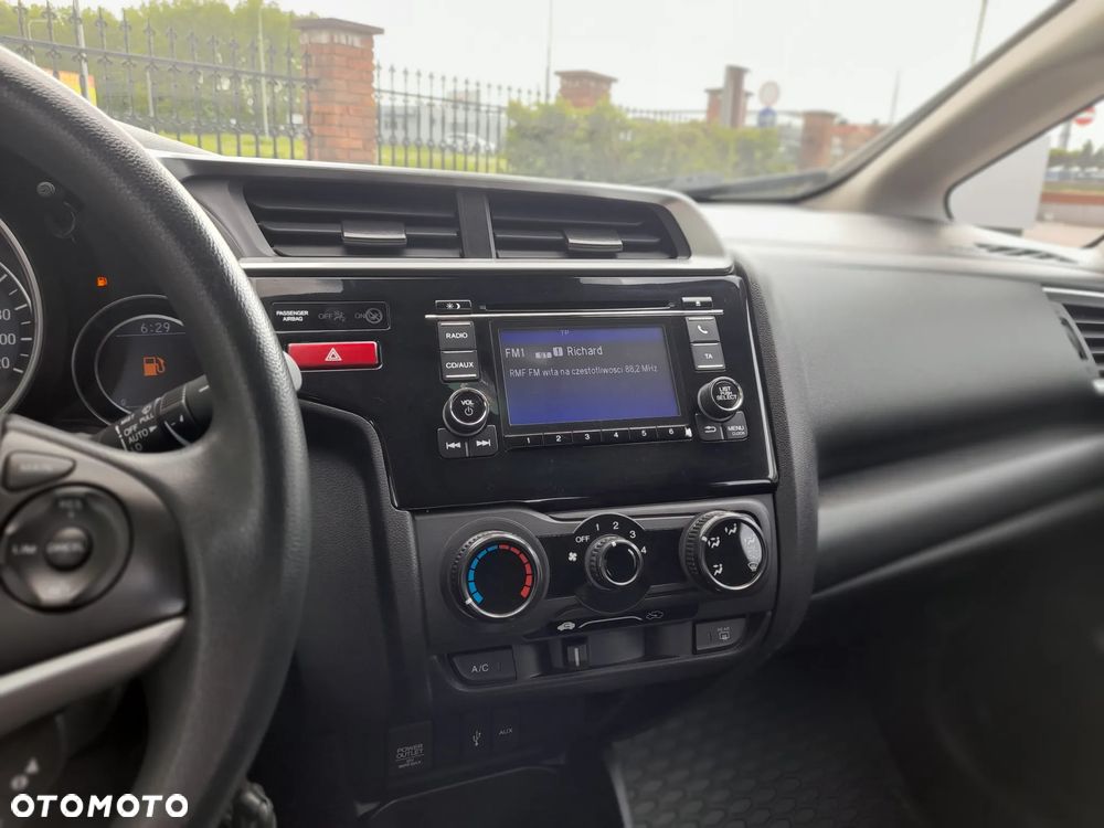 Honda Jazz 1.3 Trend - 15