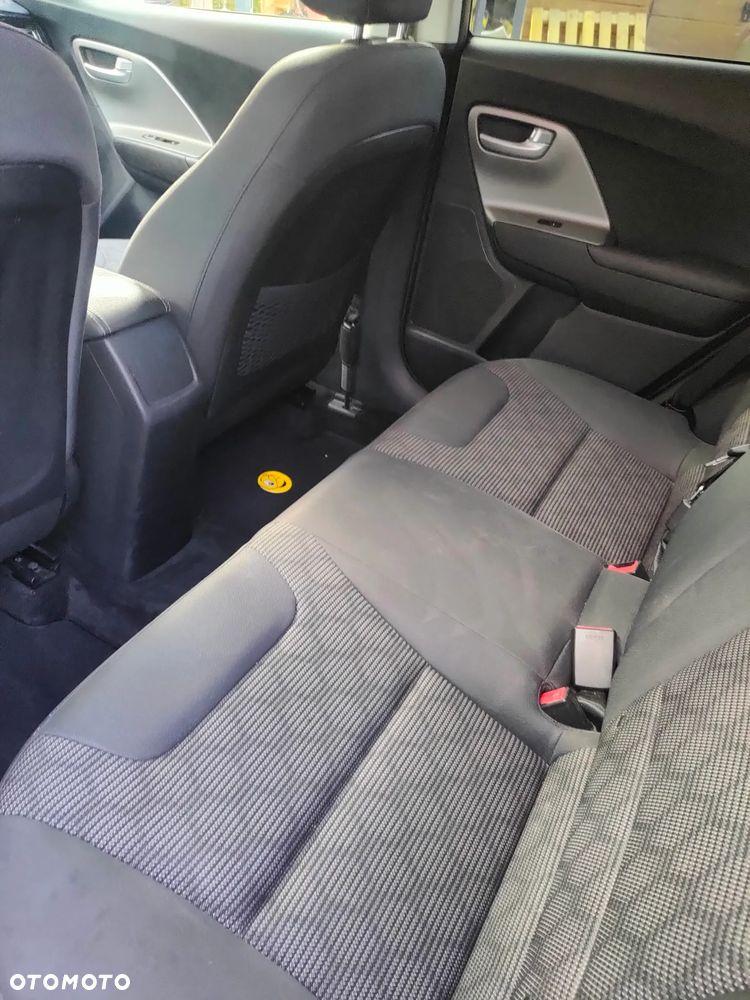 Kia Niro 1.6 GDI Hybrid L - 23