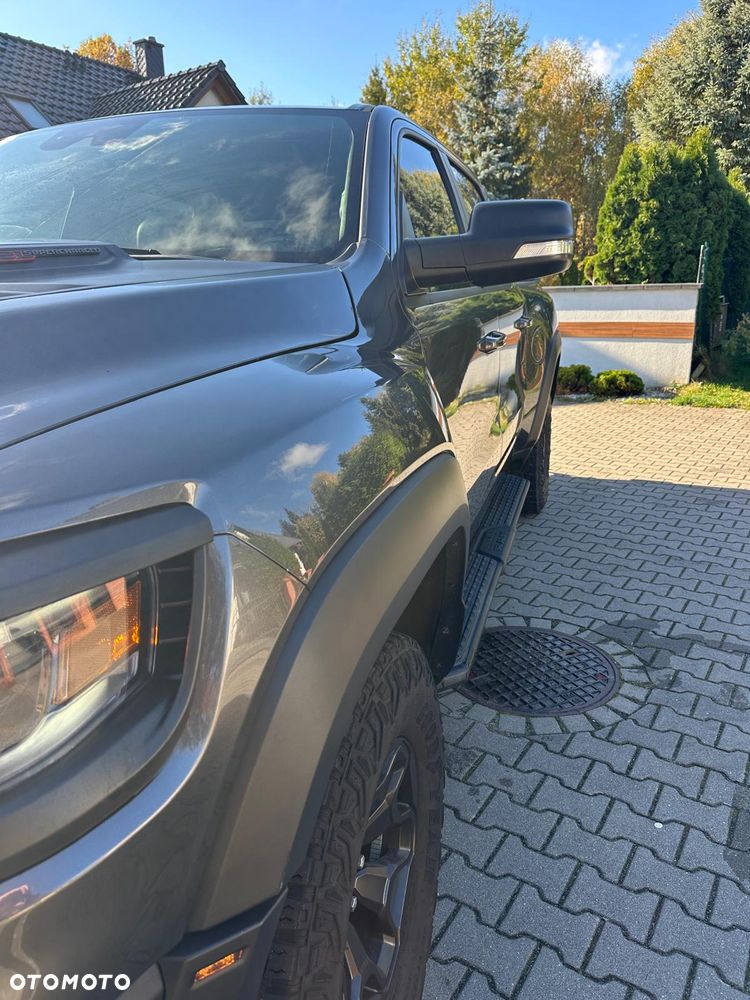 RAM 1500 - 18