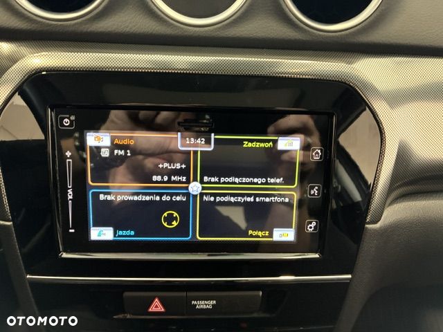 Suzuki Vitara 1.5 Strong Hybrid Elegance Sun 4WD AGS - 27