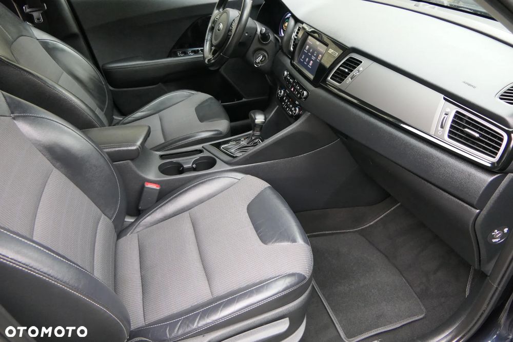 Kia Niro 1.6 GDI HEV 2WD OPF Edition 7 - 20
