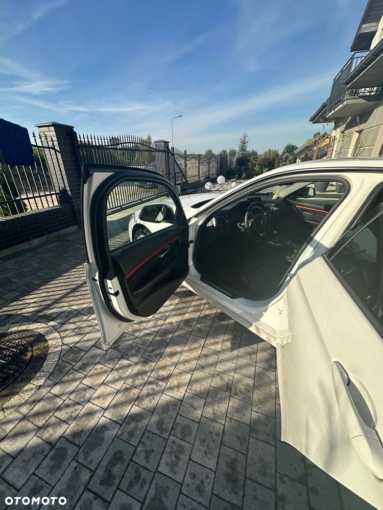 BMW Seria 3 - 16