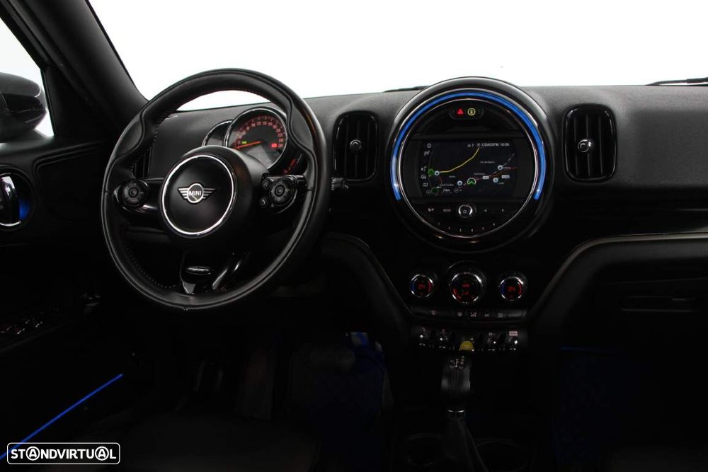MINI Countryman Cooper SE ALL4 Auto - 2