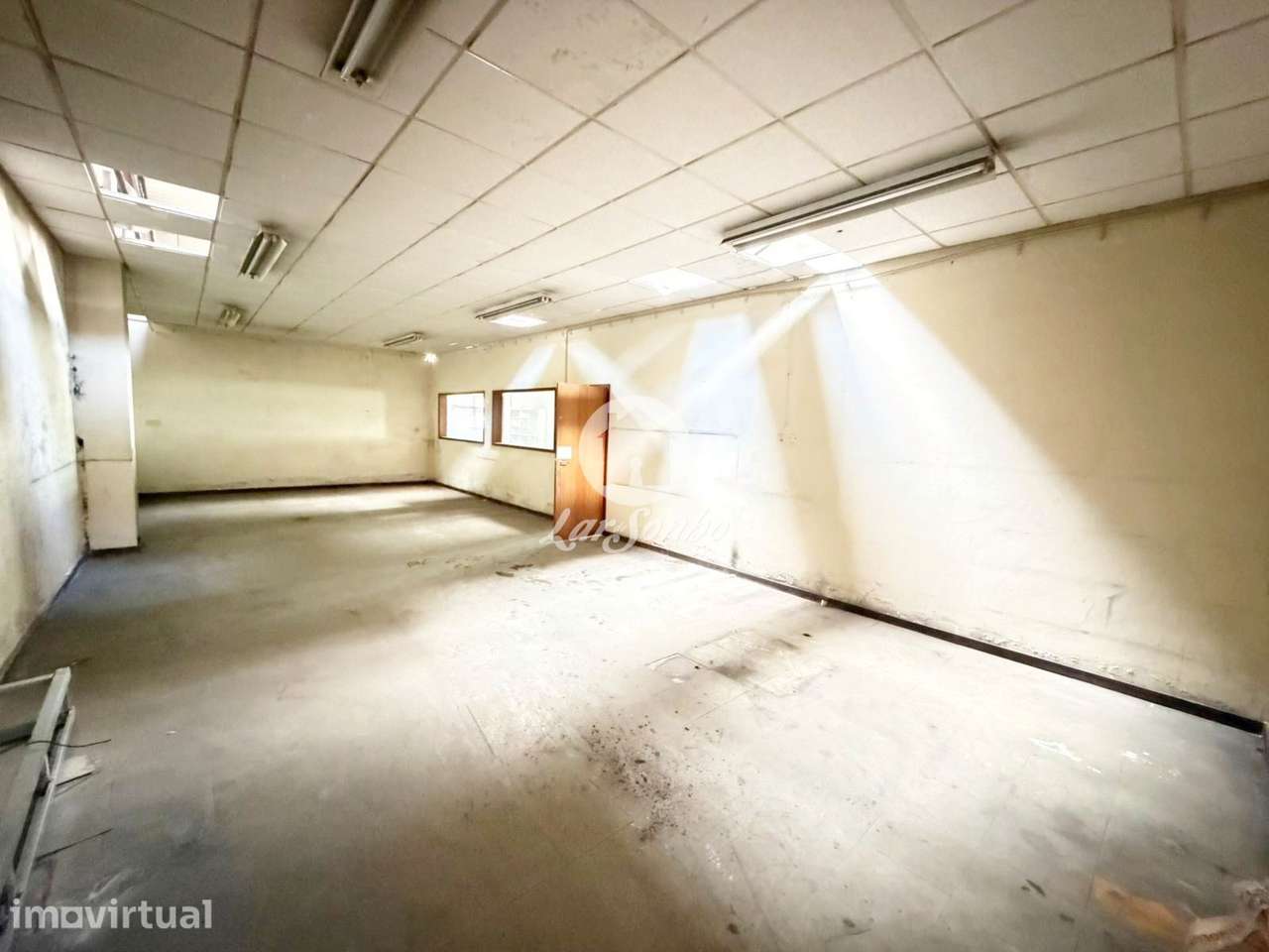 Armazém de 1.946 m² em Fajozes | Vila do Conde - Grande imagem: 4/22