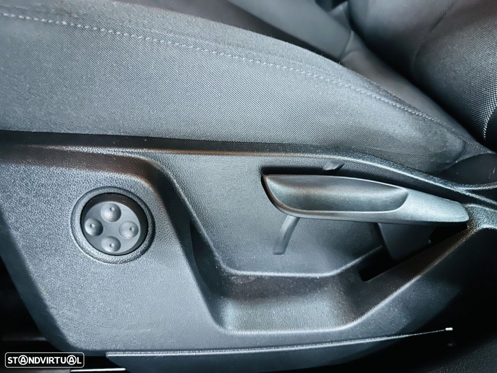 Audi Q2 30 TFSI Advanced - 25
