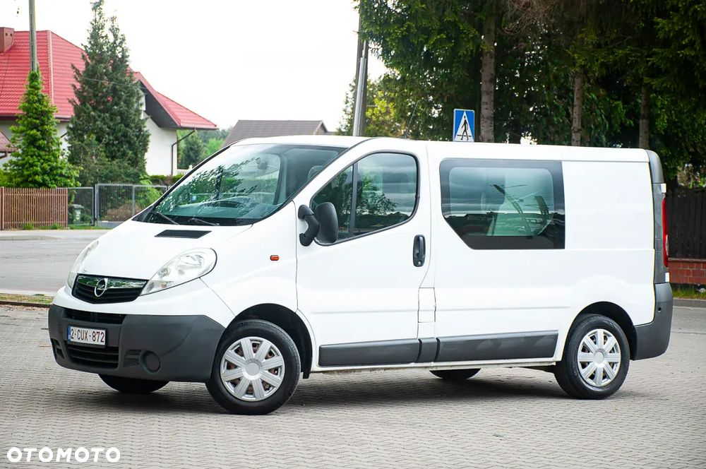 Opel VIVARO BRYGADÓWKA 6os - 20
