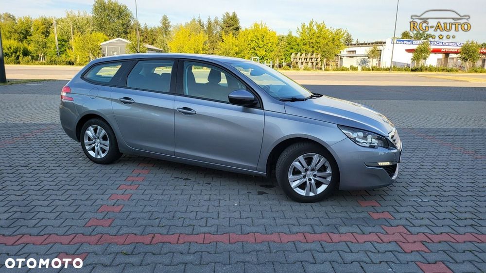 Peugeot 308 - 33