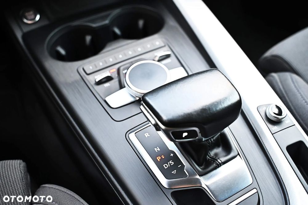Audi A4 Avant 2.0 TDI Sport S tronic - 12