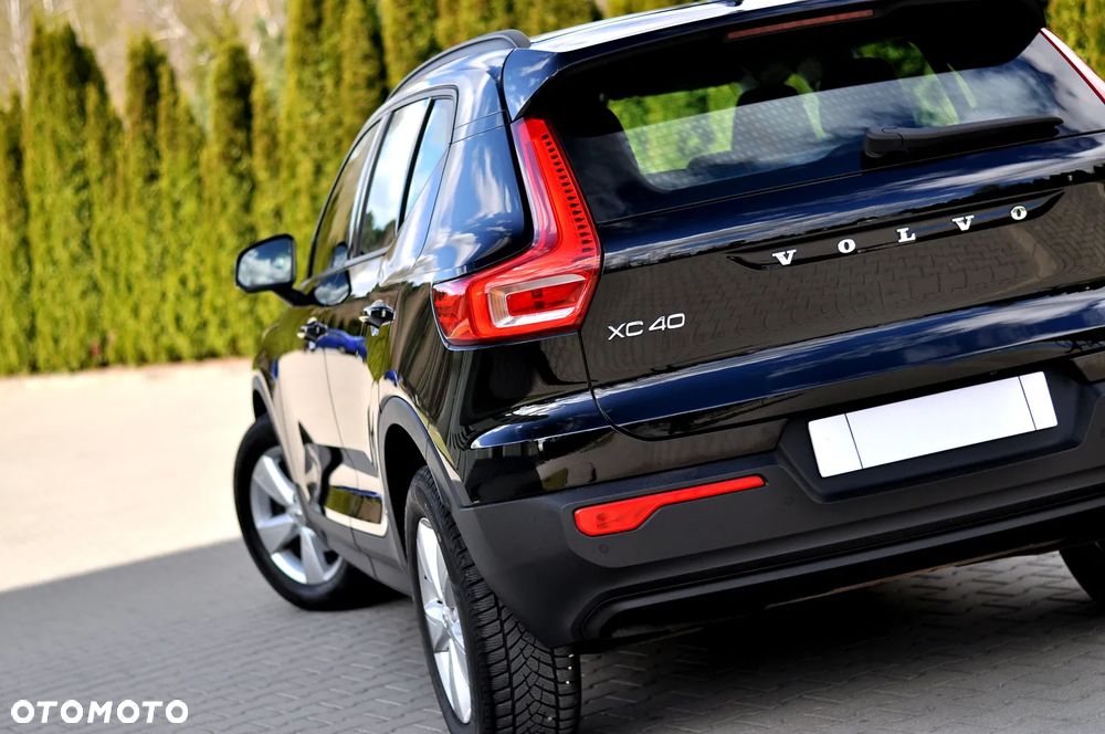 Volvo XC 40 T3 Momentum Pro - 10
