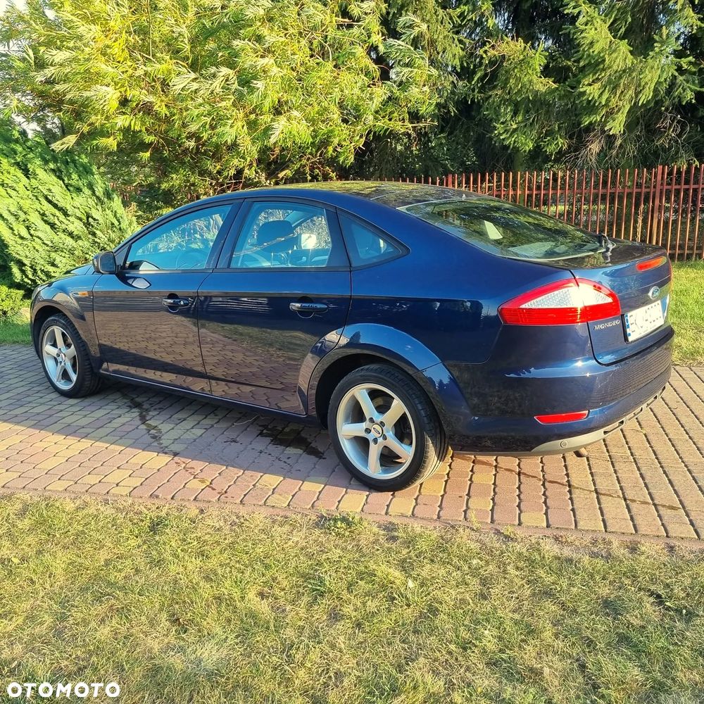Ford Mondeo 2.0 Ambiente - 10