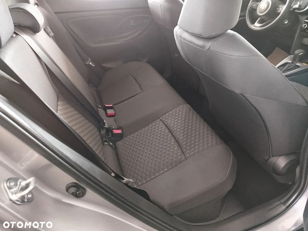 Toyota Yaris Cross - 16