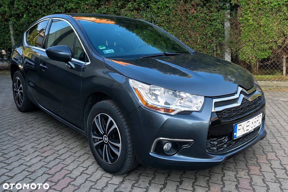 Citroën DS4 e-HDi 110 Chic - 1