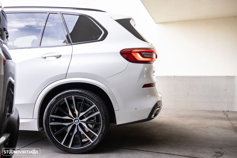BMW X5 30 d xDrive Pack M - 11