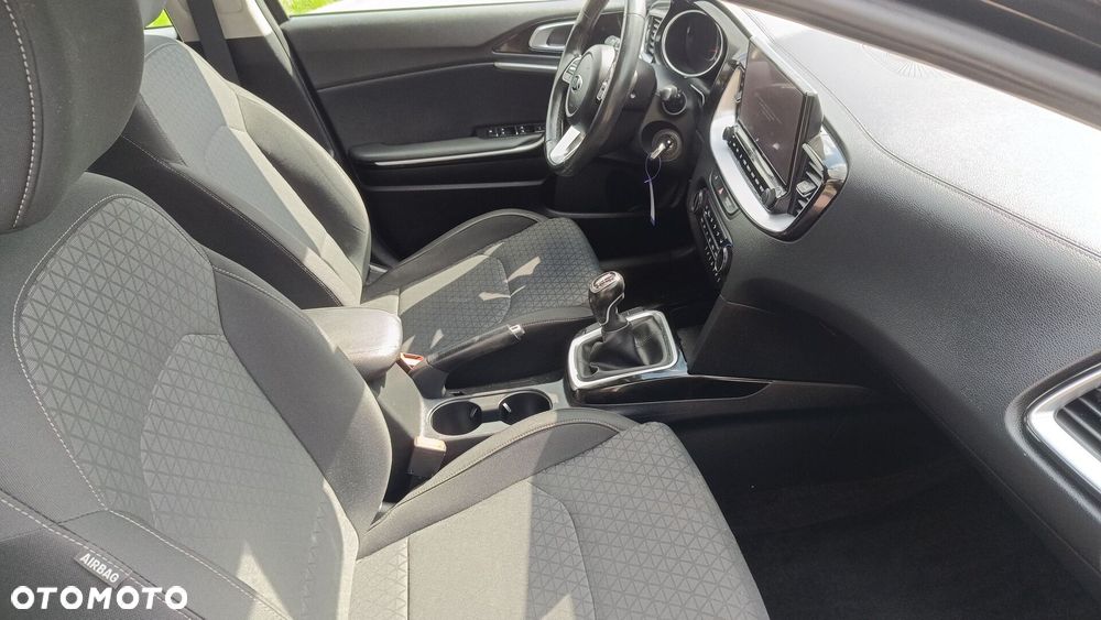 Kia Ceed 1.4 T-GDI L - 9