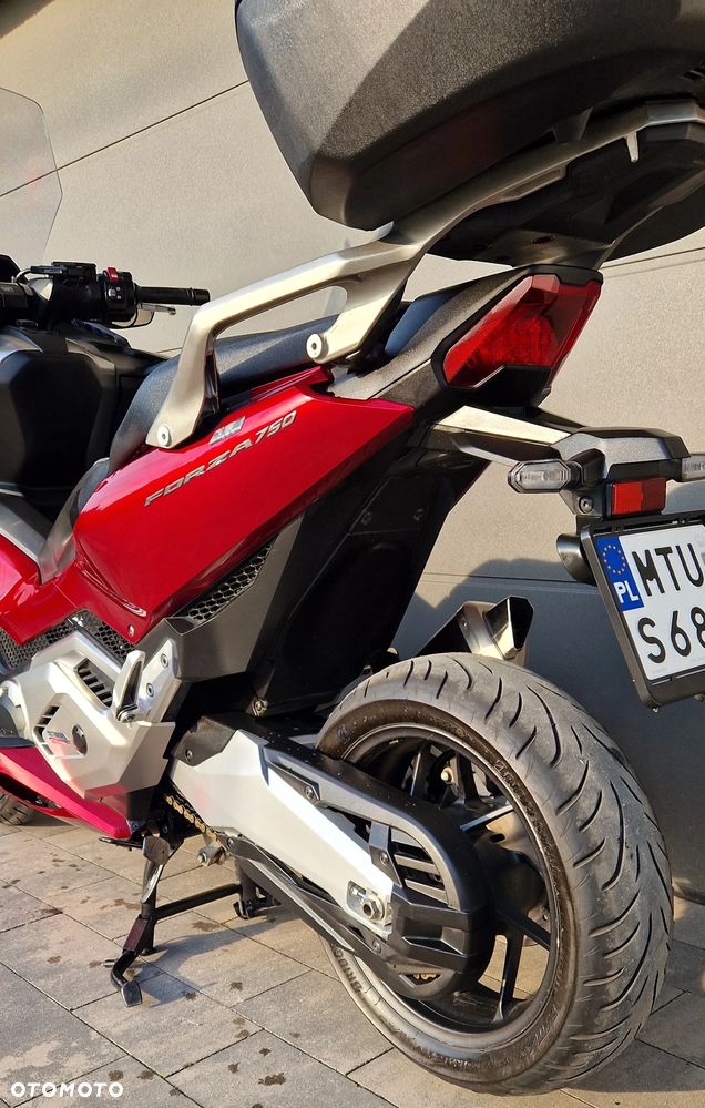 Honda NSS - 8