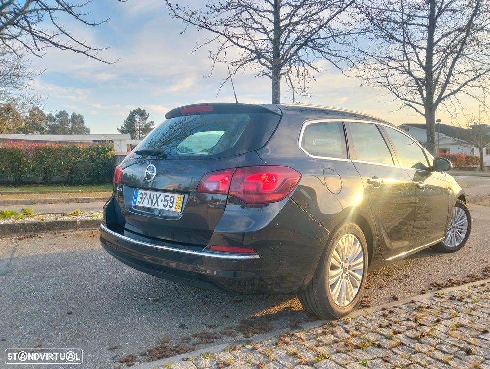 Opel Astra Sports Tourer - 4