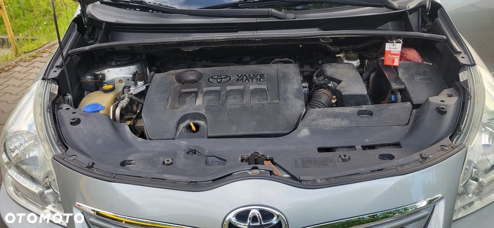 Toyota Verso 1.8 2010 7os - 13