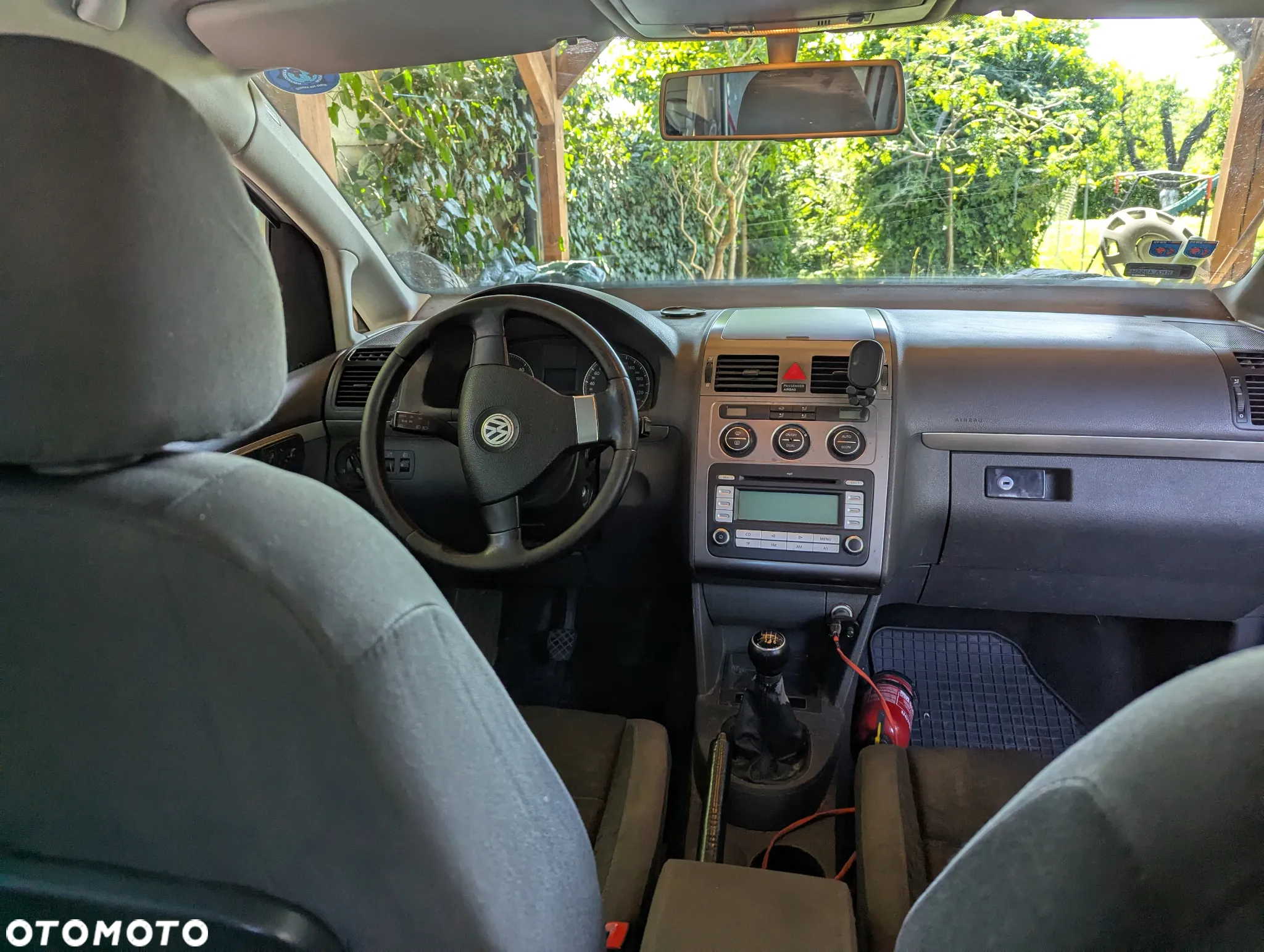 Volkswagen Touran 1.9 TDI Conceptline - 21