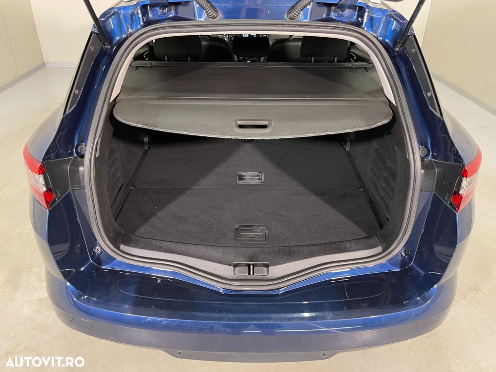 Renault Megane Blue dCi 116 EDC Intens - 12