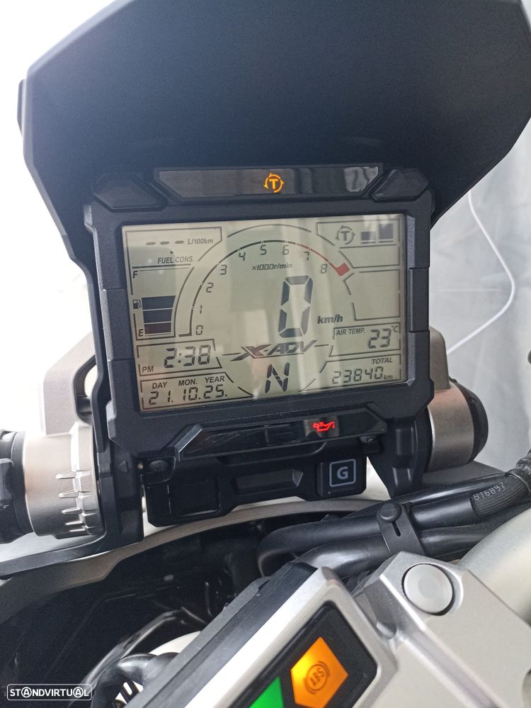 Honda X-ADV 750 - 4