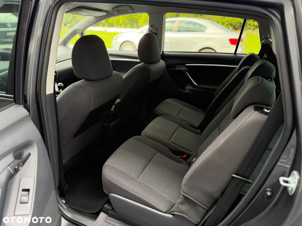 Toyota Verso 1.8 Premium EU5 7os - 6