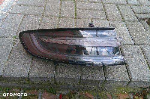 PORSCHE MACAN GTS 95B LIFT LAMPA LEWA TYLNA ORYGINAŁ 95B945091AM - 1