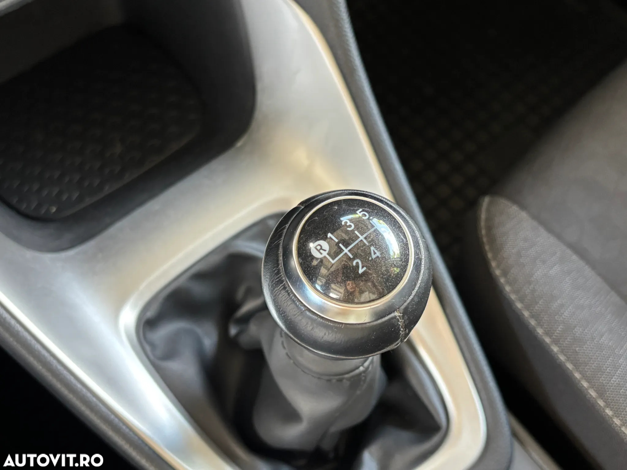 Toyota Yaris - 23