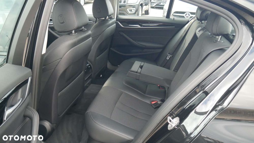BMW Seria 5 - 17