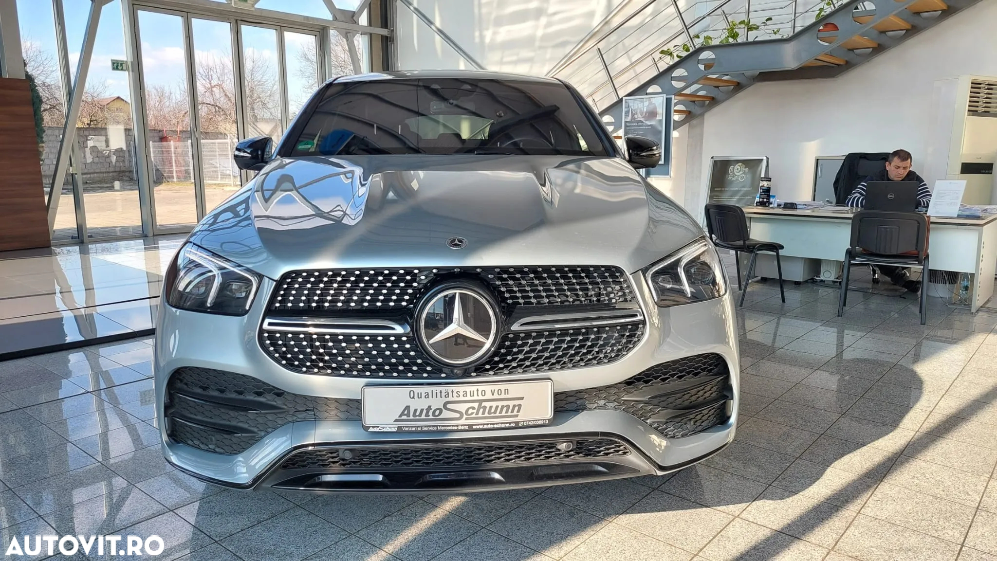 Mercedes-Benz GLE 400 d 4Matic 9G-TRONIC AMG Line - 3