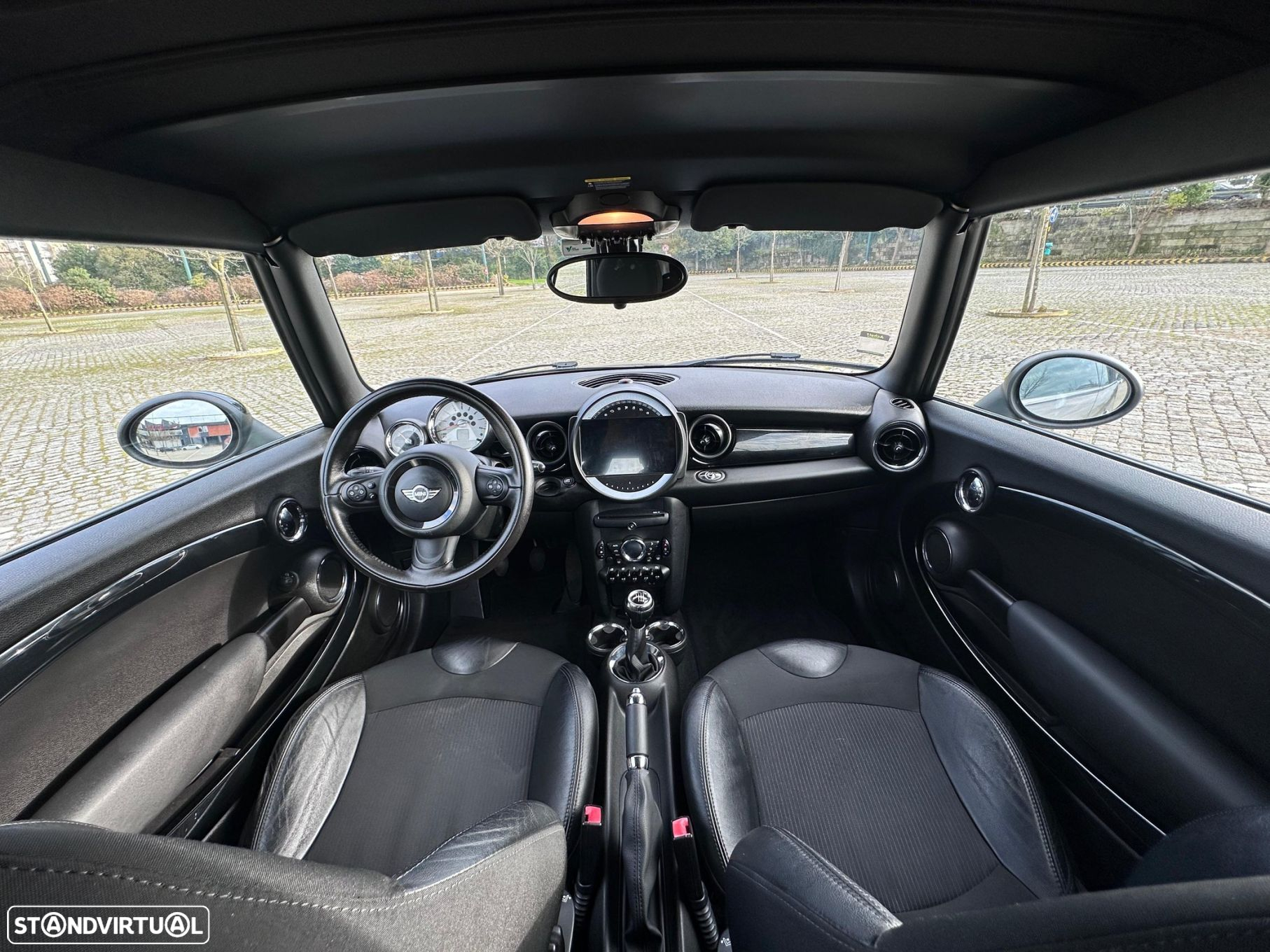 MINI 3 Portas - 13