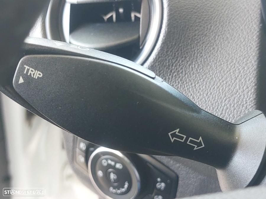 Ford Transit Courier 1.5 TDCi Trend  - Iva Dedutível - 16