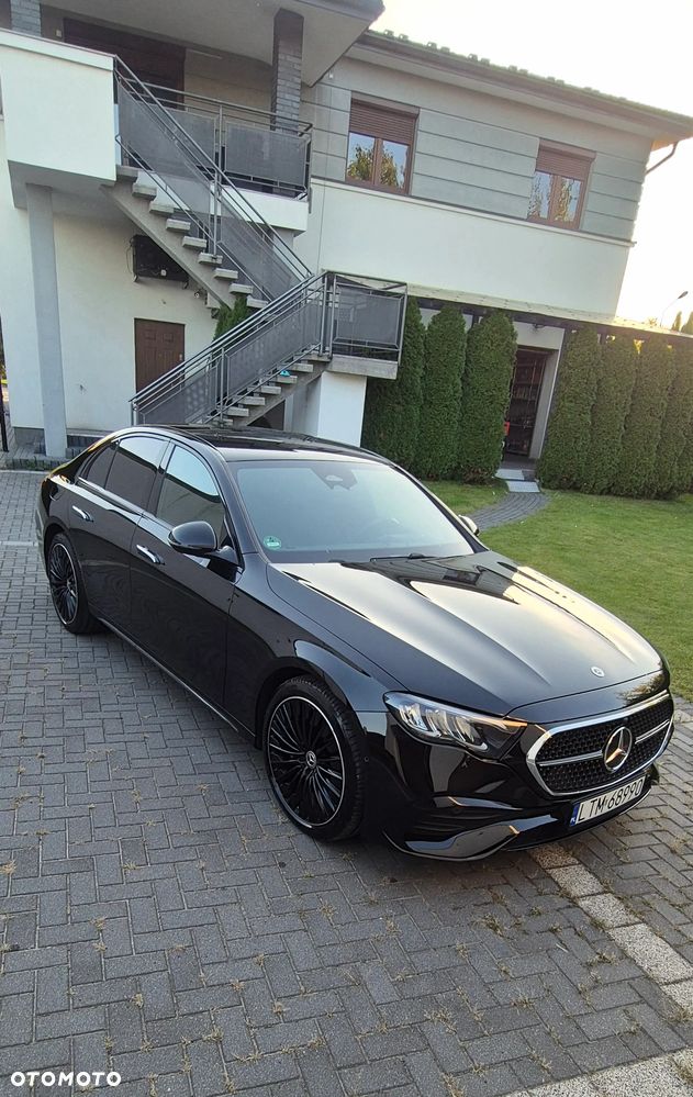 Mercedes-Benz Klasa E 300 9G-TRONIC AMG Line - 11